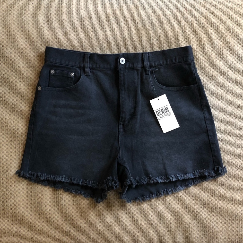 High Rise Black Shorts